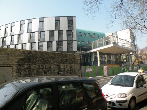  construction d'une nouvelle clinique, Hopital Sainte-Anne